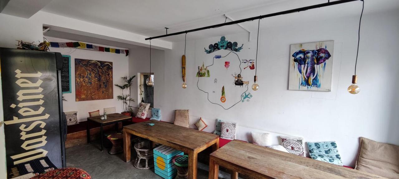 Хостел Nextdoor Patan Экстерьер фото