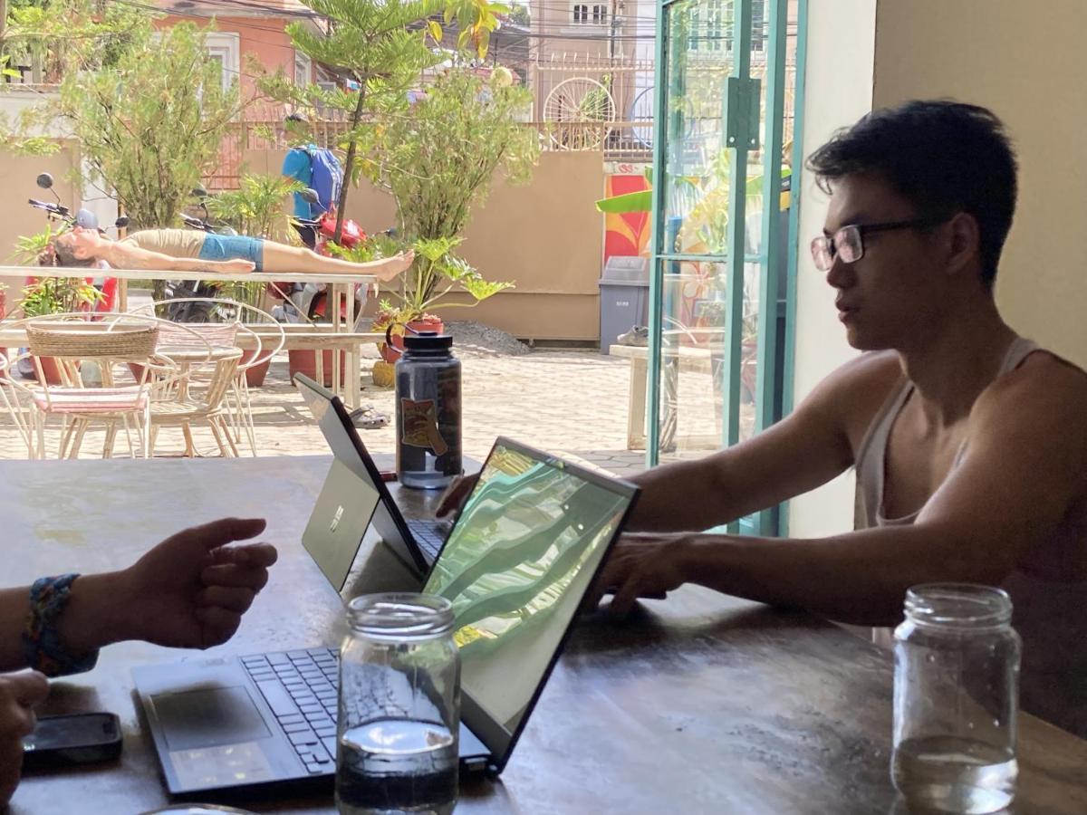 Хостел Nextdoor Patan Экстерьер фото