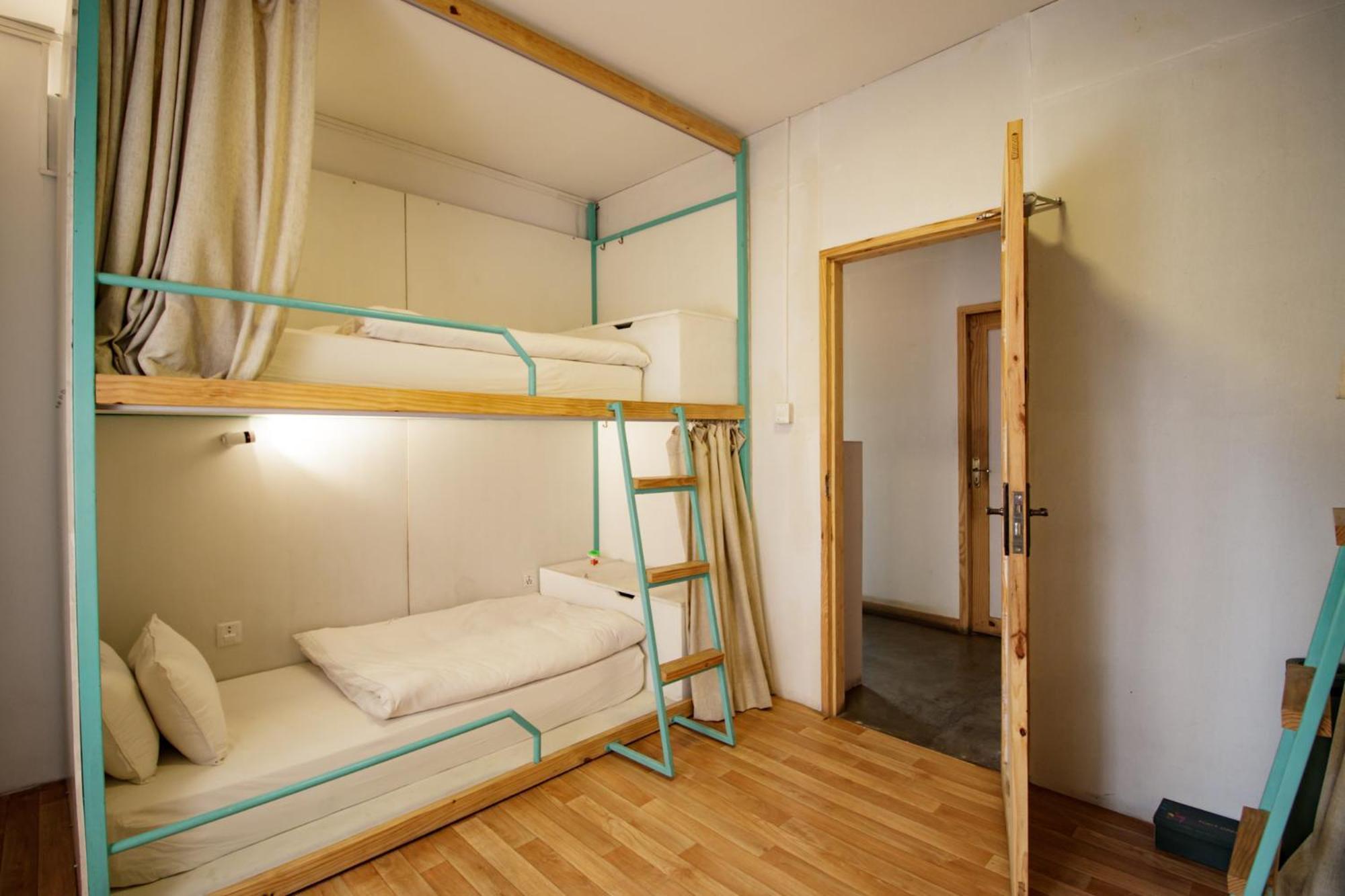 Хостел Nextdoor Patan Экстерьер фото